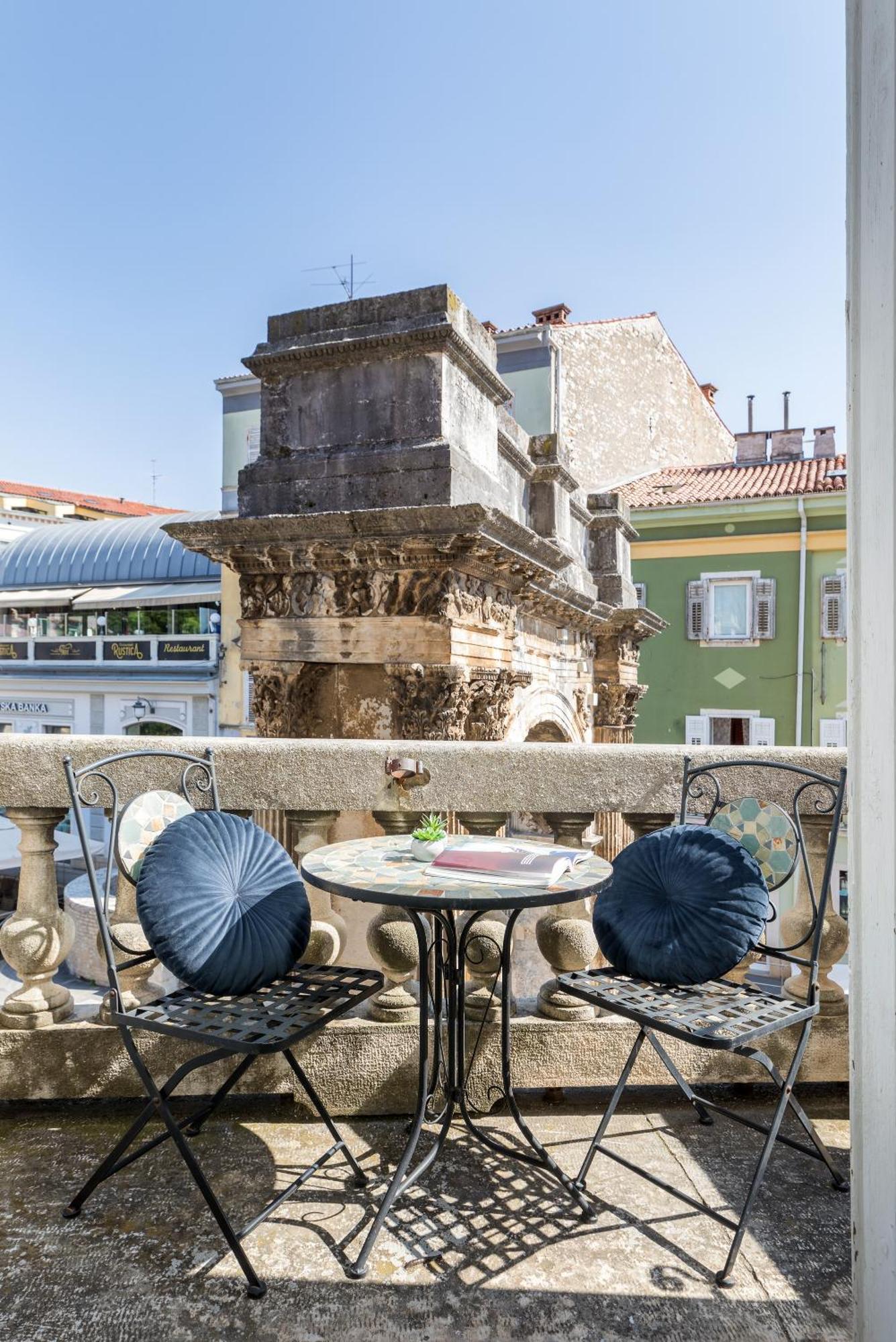 Boutique Suites Joyce PUY 외부 사진