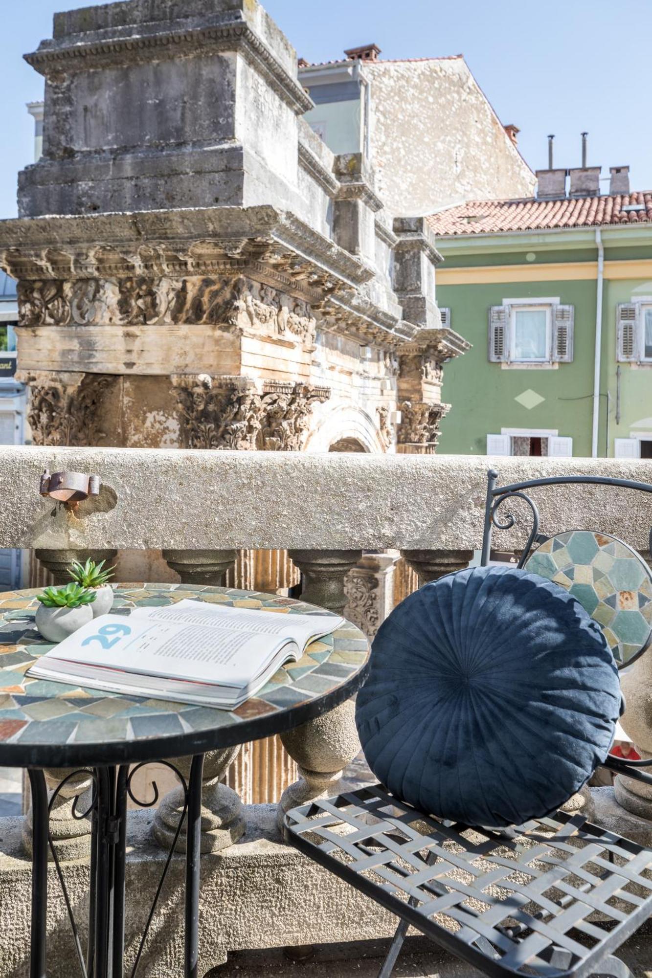 Boutique Suites Joyce PUY 외부 사진